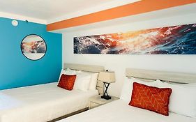 Beach Daze Oceanfront Great Location